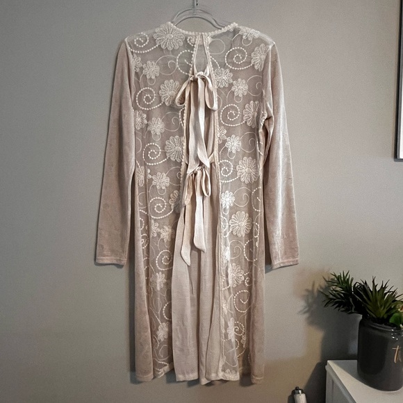 ANTHROPOLOGIE | A’Reve | Kimono | 18” P2P - Picture 2 of 16